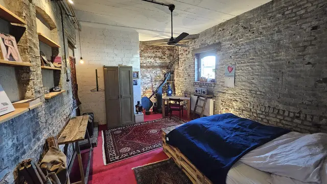 LocationRobot - Film Location Loft LR5408 (photo 9)
