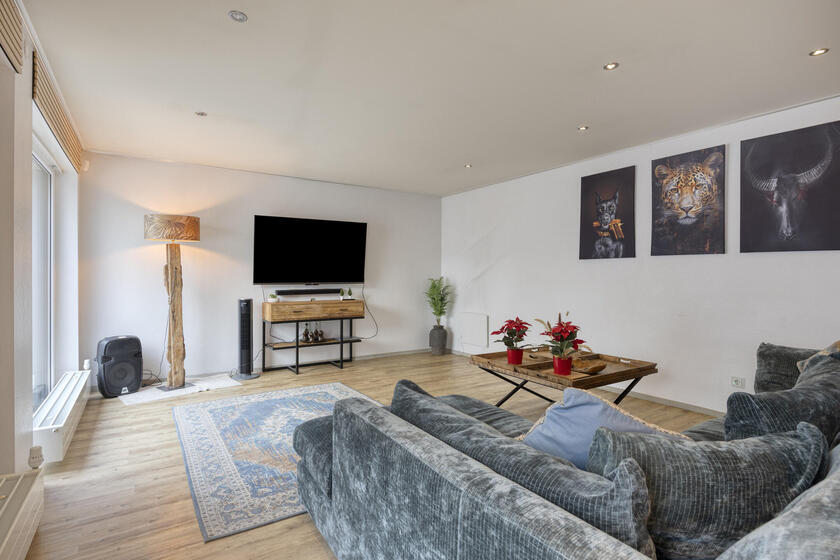 LocationRobot - Film Location Bungalow LR5423 (photo 2)