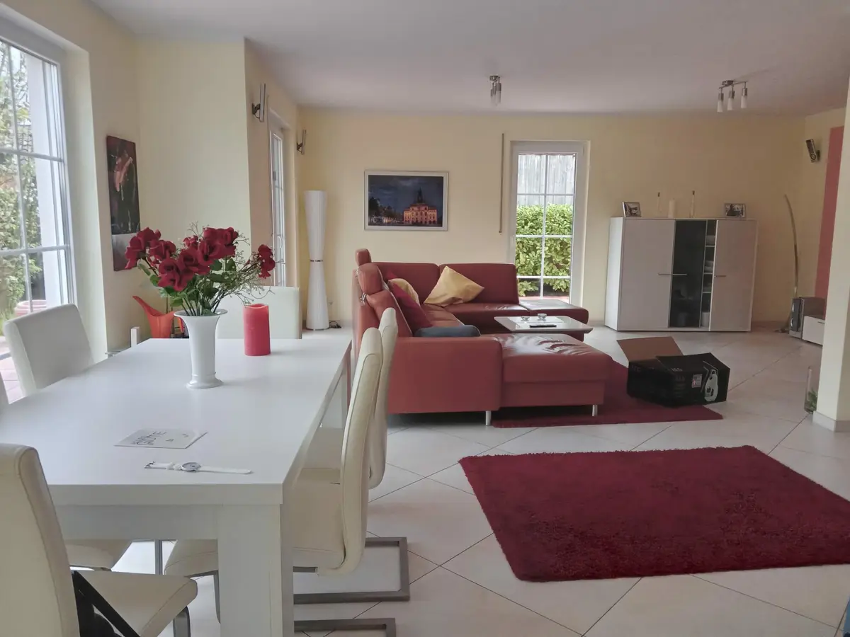 LocationRobot - Film Location Einfamilienhaus LR5469 (photo 1)