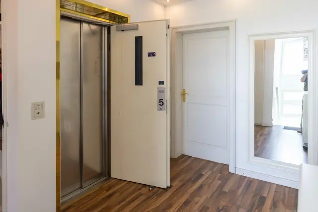 LocationRobot - Film Location Penthouse LR5486 (photo 43)