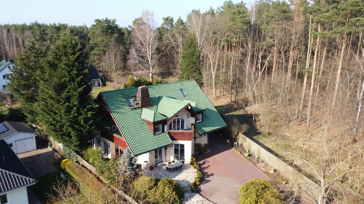 LocationRobot - Film Location Villa LR5487 (photo 1)