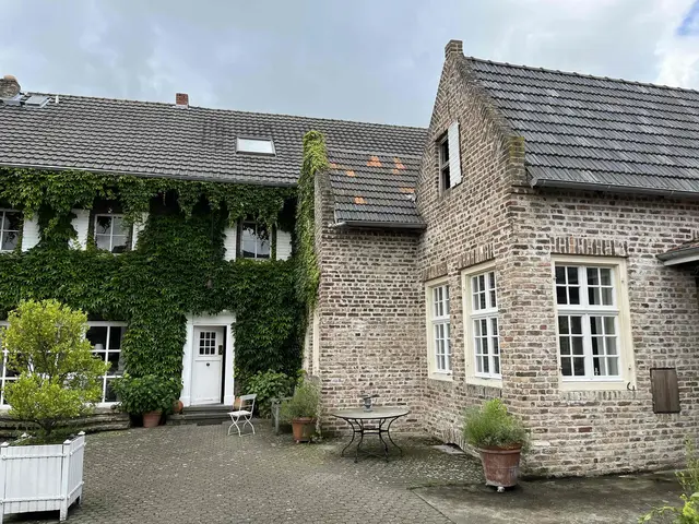 LocationRobot - Film Location Gutshaus LR5524 (photo 1)