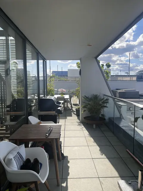 LocationRobot - Film Location Penthouse LR5632 (photo 18)