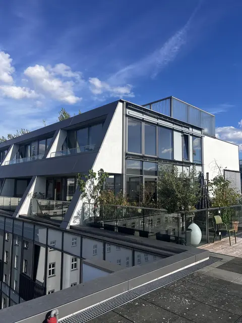 LocationRobot - Film Location Penthouse LR5632 (photo 26)