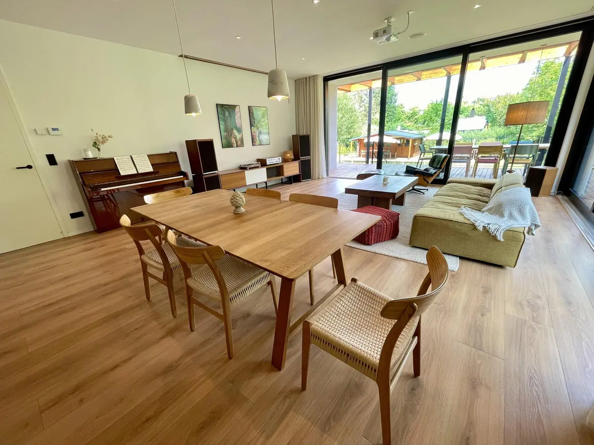 LocationRobot - Film Location Bungalow LR5662 (photo 3)