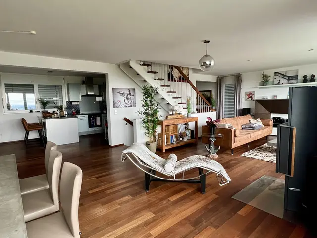 LocationRobot - Film Location Haus LR5706