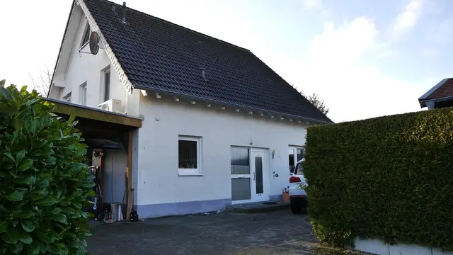 LocationRobot - Film Location Einfamilienhaus LR5724