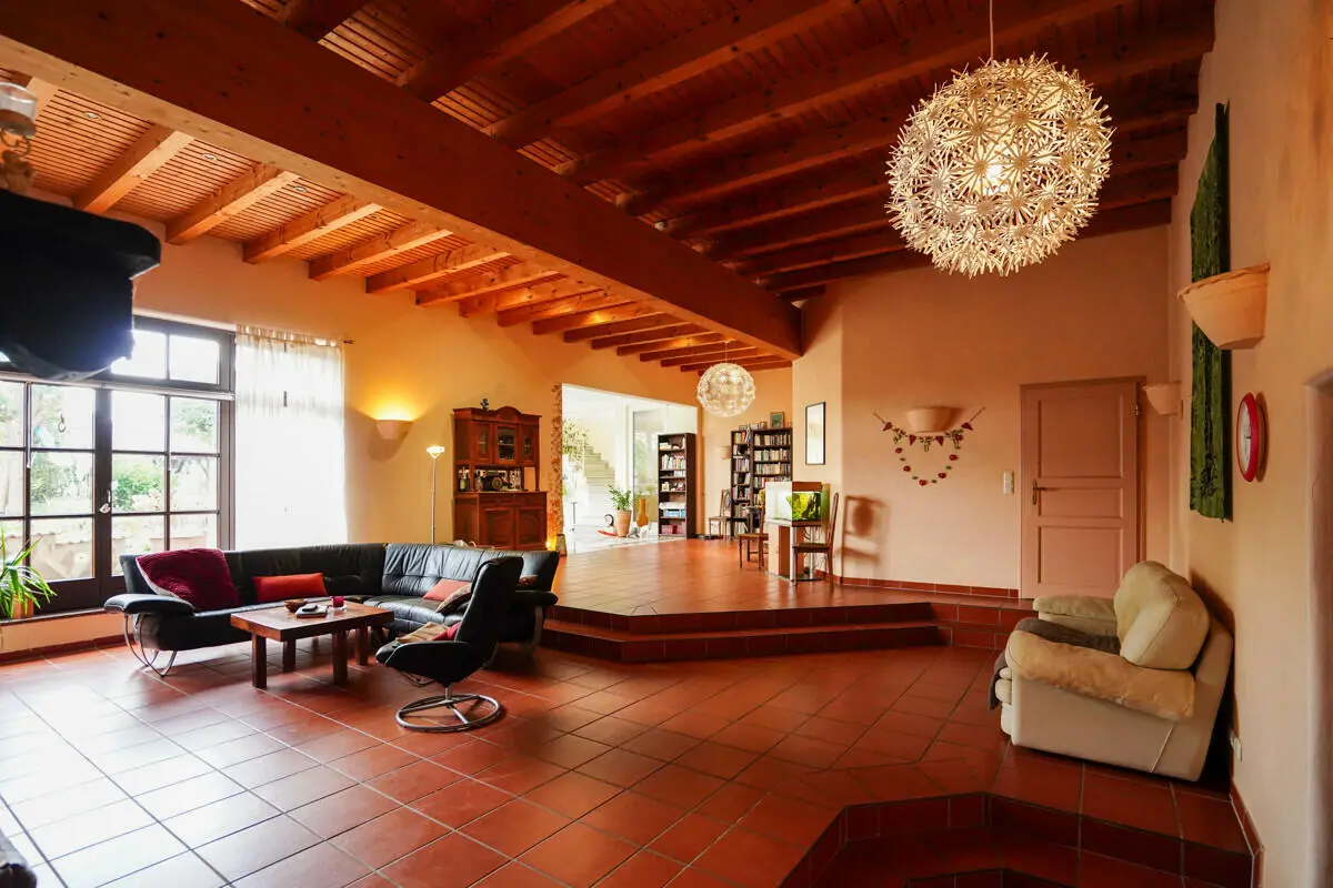 LocationRobot - Film Location Haus LR5831 (photo 2)