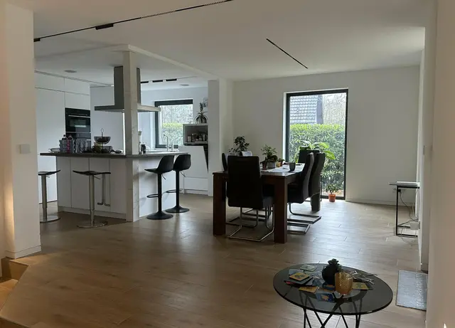 LocationRobot - Film Location Einfamilienhaus LR5932