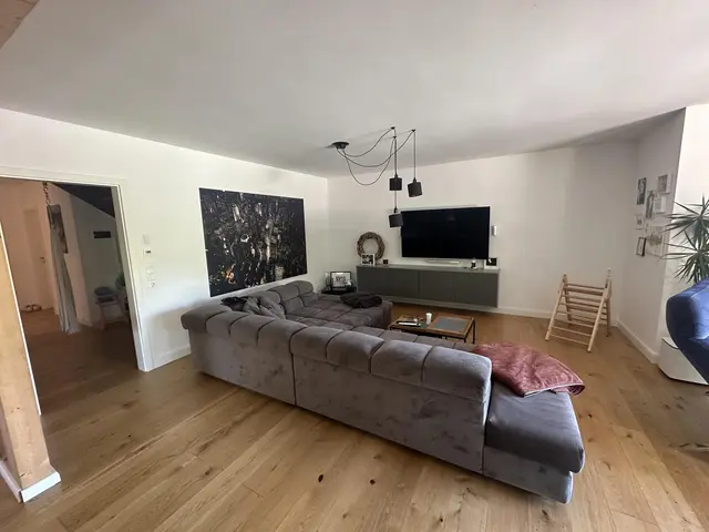 LocationRobot - Film Location Einfamilienhaus LR5976