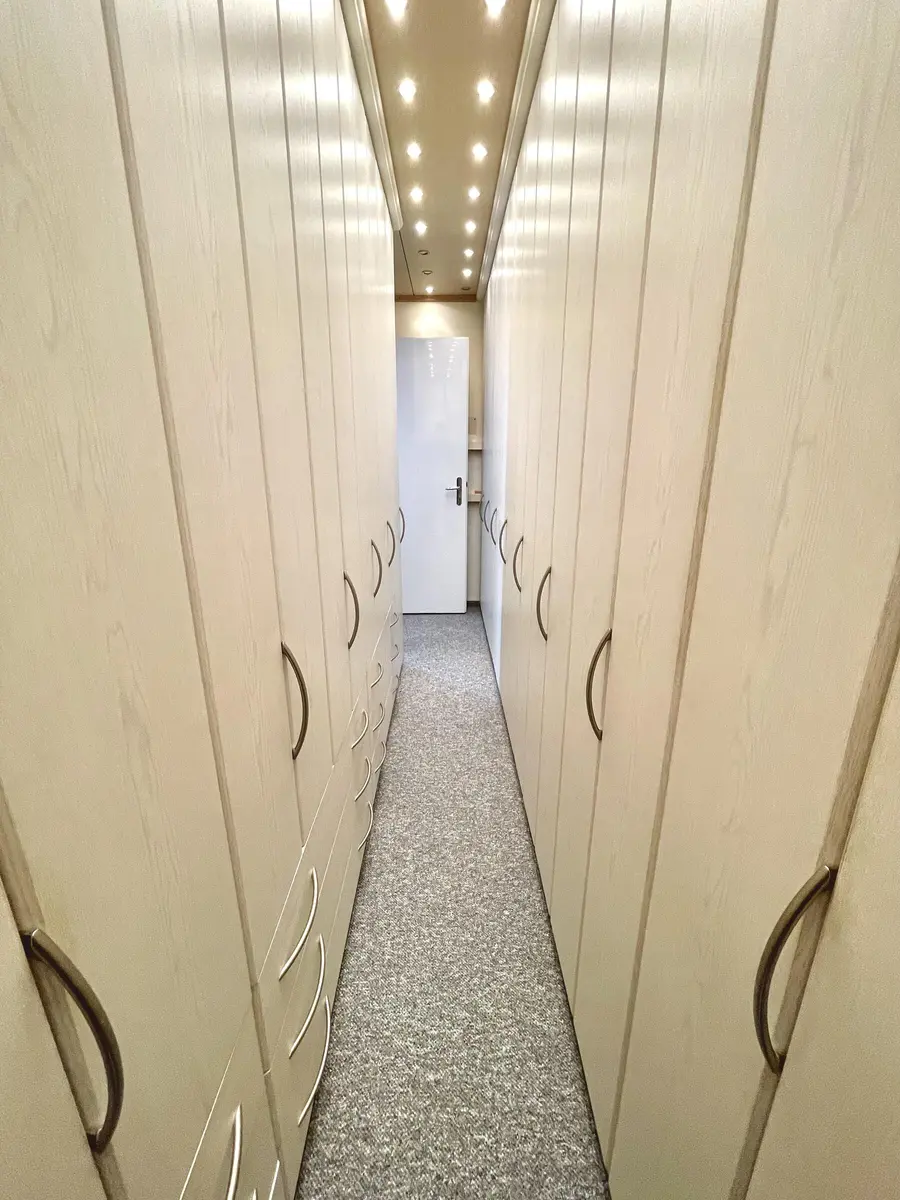 LocationRobot - Film Location Villa LR6126 (photo 8)