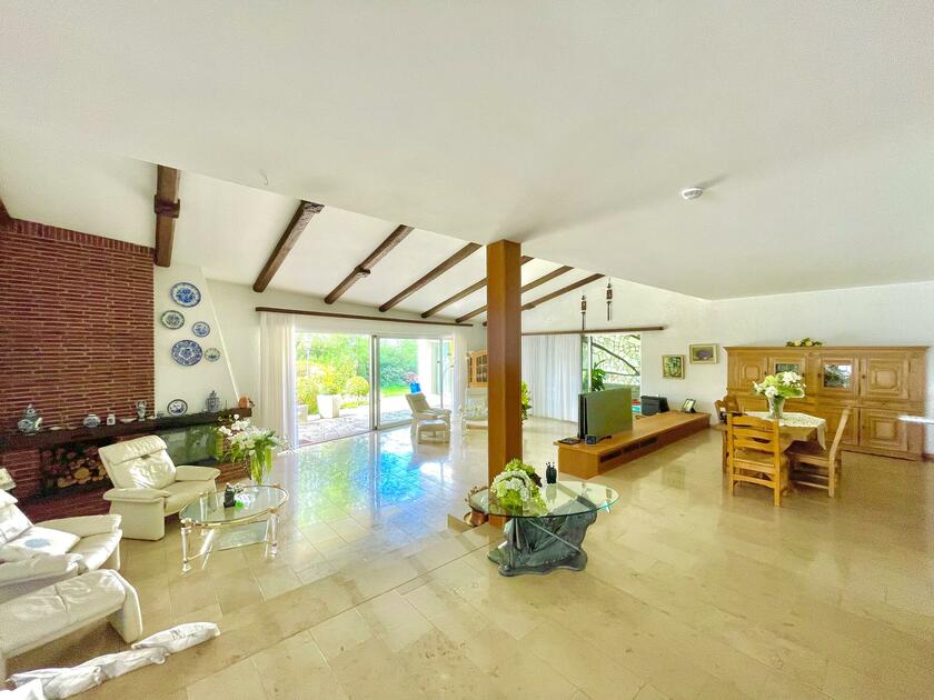 LocationRobot - Film Location Villa LR6126 (photo 1)