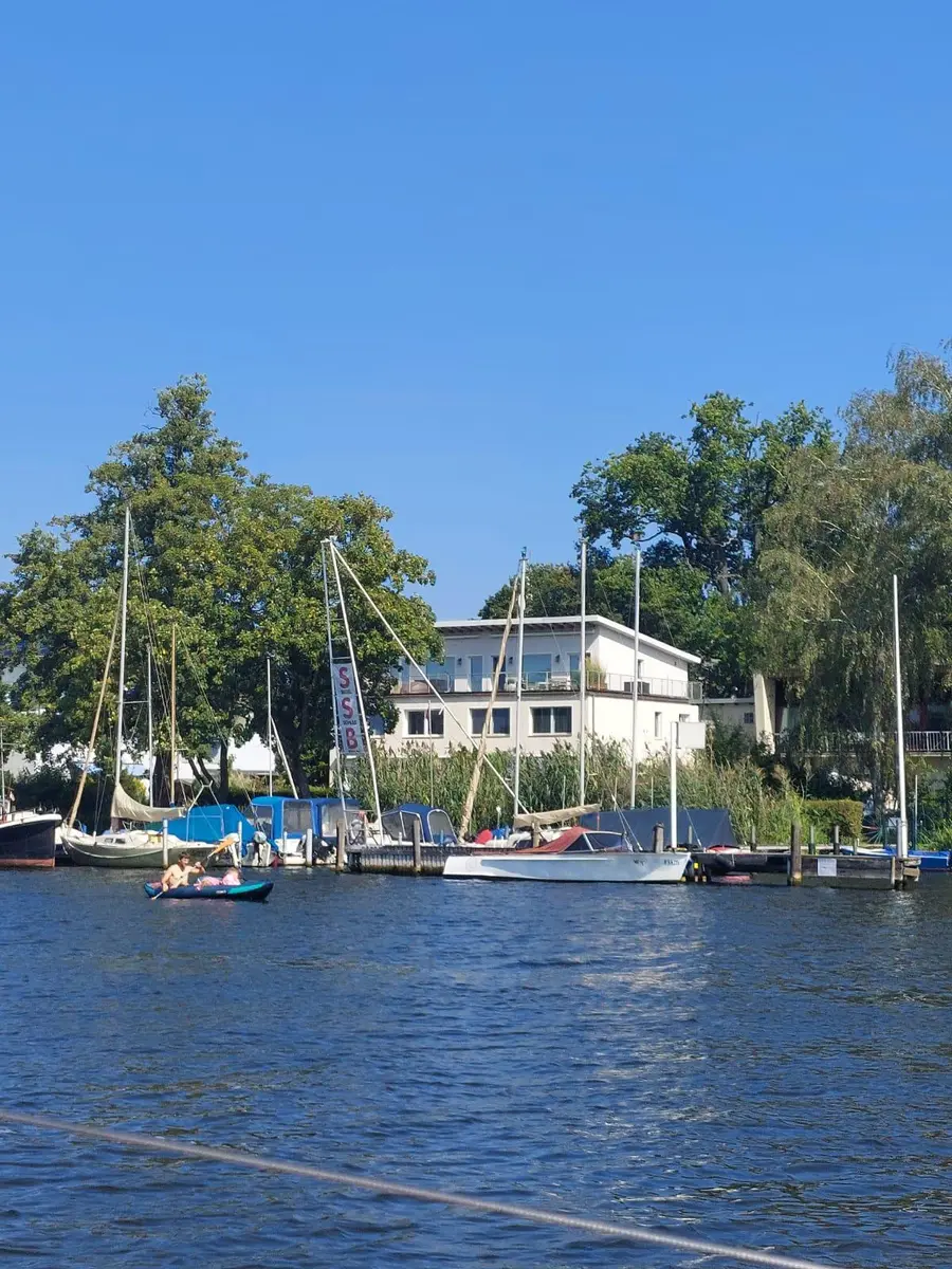 LocationRobot - Film Location Haus LR6255 (photo 1)