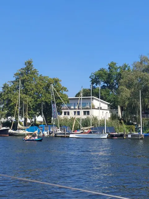 LocationRobot - Film Location Haus LR6255 (photo 1)