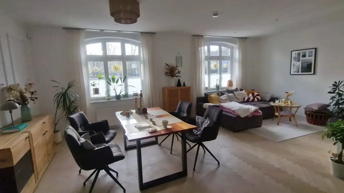 LocationRobot - Film Location Einfamilienhaus LR6359 (photo 1)