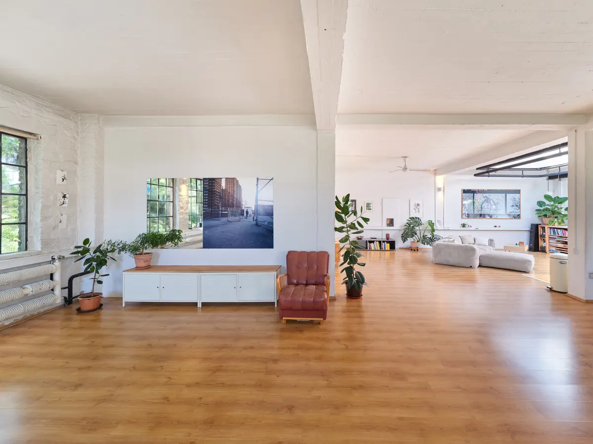 LocationRobot - Film Location Loft LR6521 (photo 13)