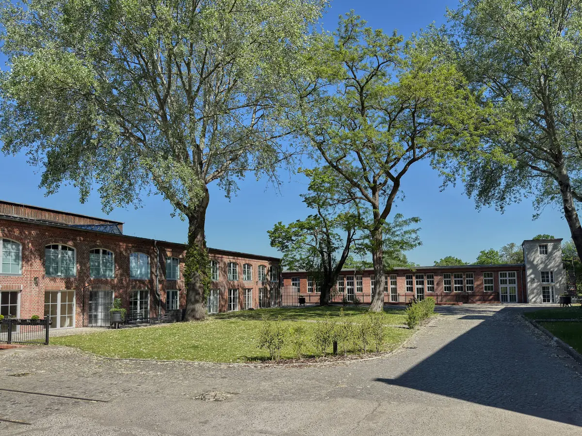 LocationRobot - Film Location Loft LR6526 (photo 47)