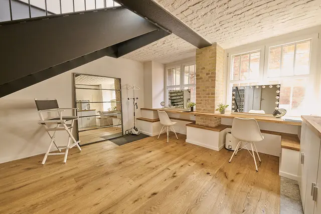LocationRobot - Film Location Loft LR6526 (photo 29)