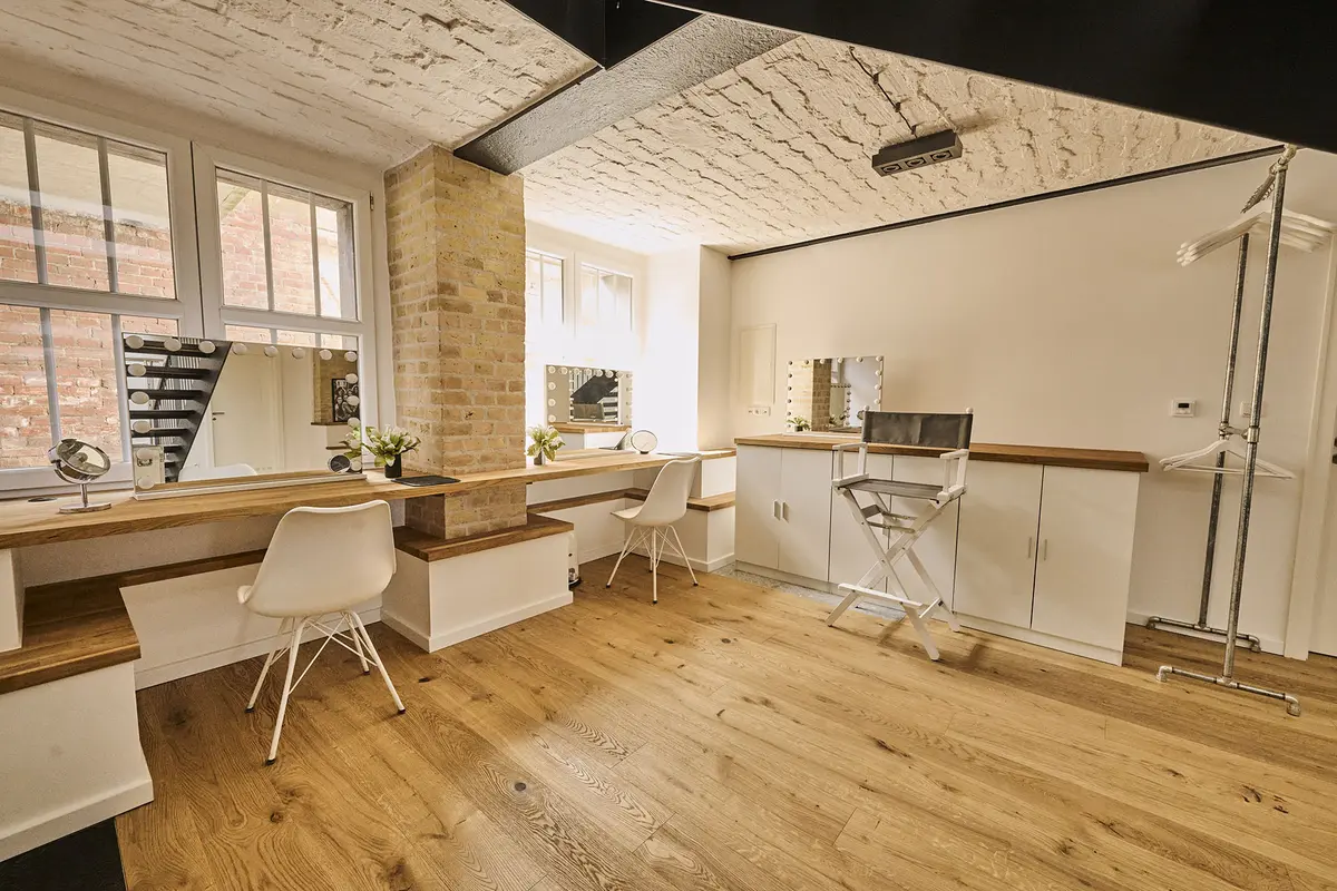 LocationRobot - Film Location Loft LR6526 (photo 30)