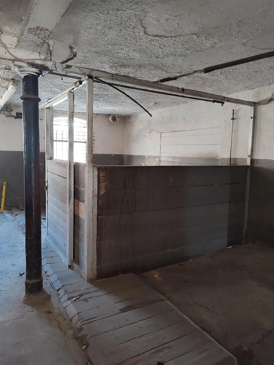 LocationRobot - Film Location Leerstand LR4300 (photo 9)