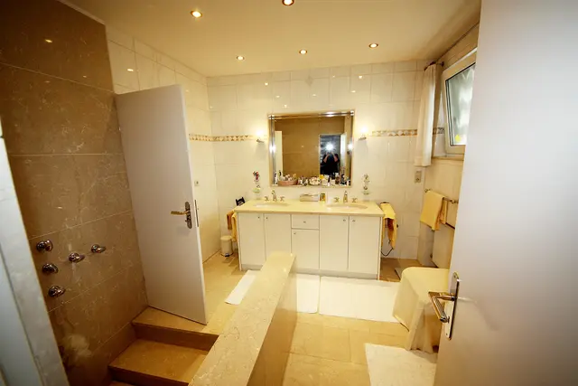 LocationRobot - Film Location Wohnung LR4717 (photo 16)