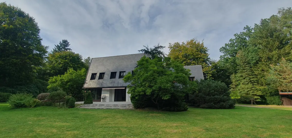 LocationRobot - Film Location Villa LR5079 (photo 2)