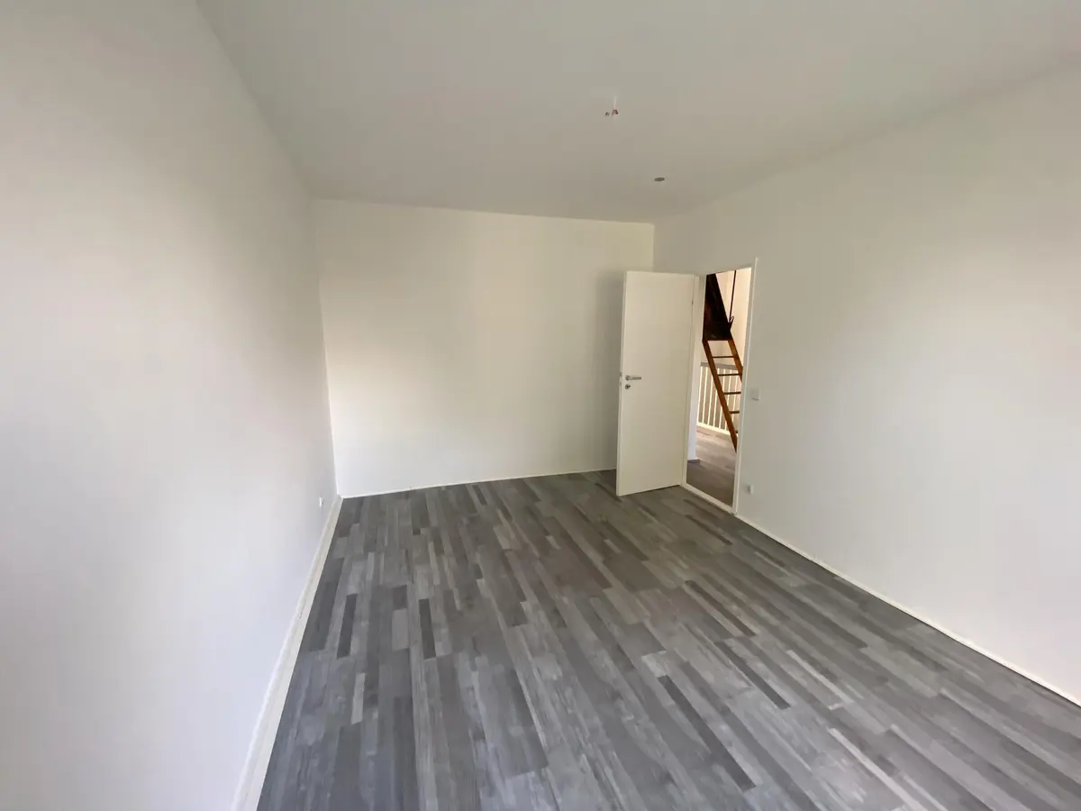 LocationRobot - Film Location Haus LR5550 (photo 1)