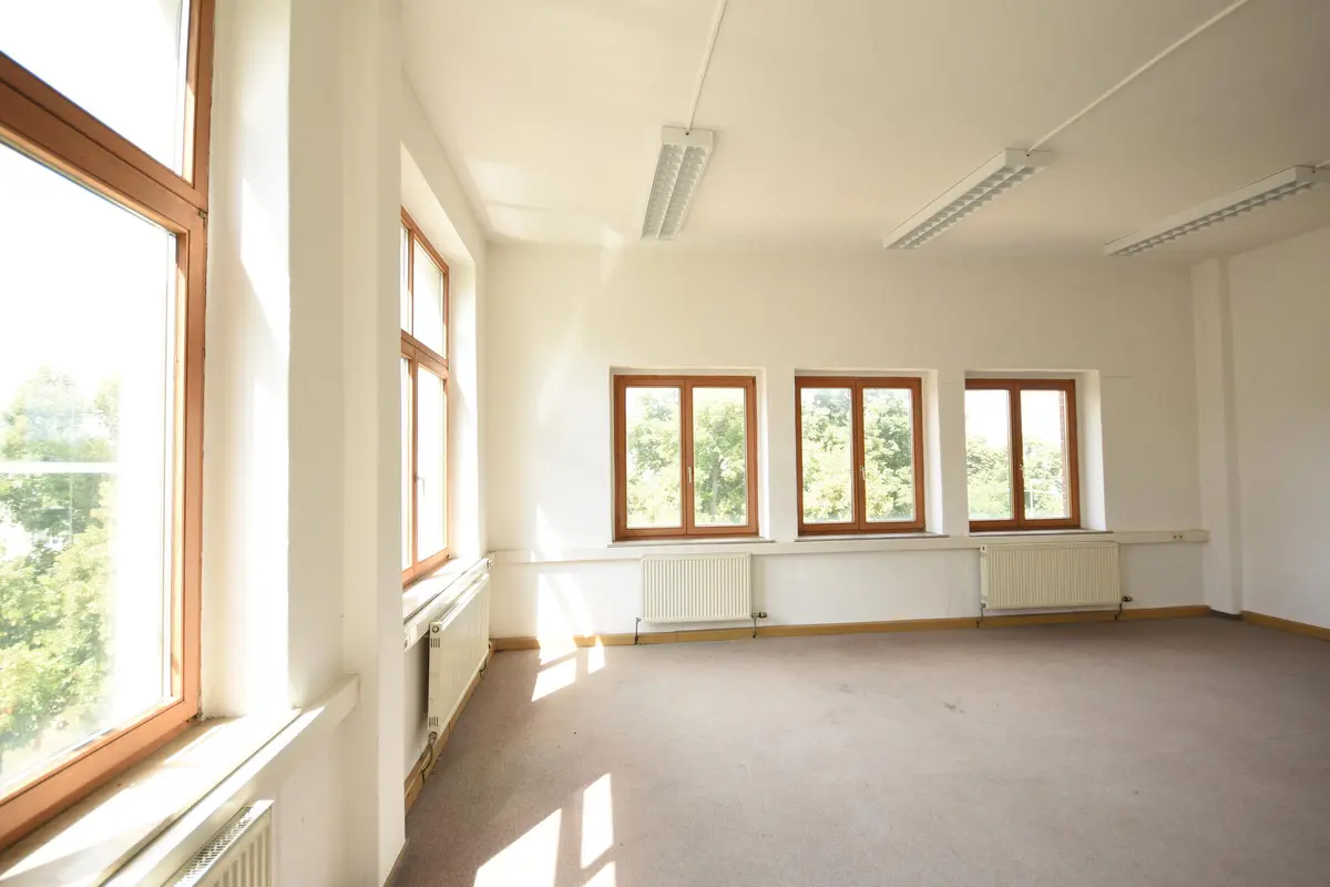 LocationRobot - Film Location Leerstand LR5821 (photo 2)