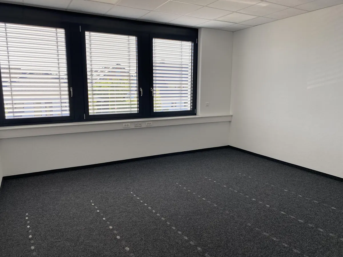 LocationRobot - Film Location Leerstand LR6073 (photo 2)