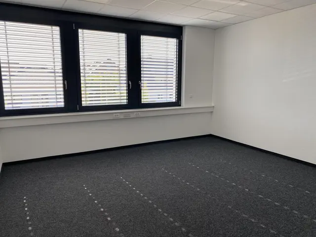 LocationRobot - Film Location Leerstand LR6073 (photo 2)